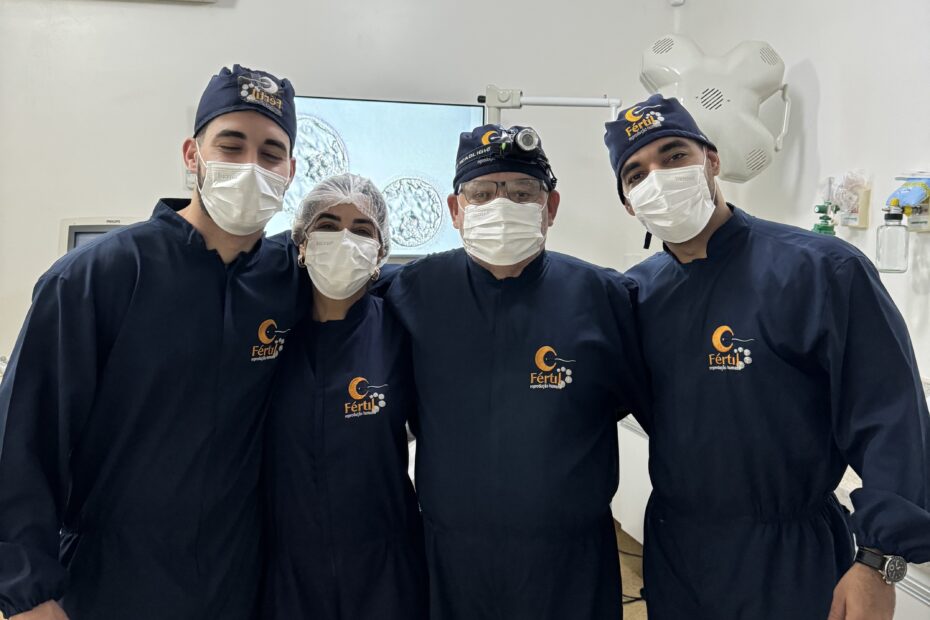 Equipe médica e embriológica da Fértil Reprodução Humana