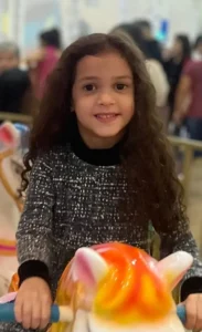 Menina sorrindo